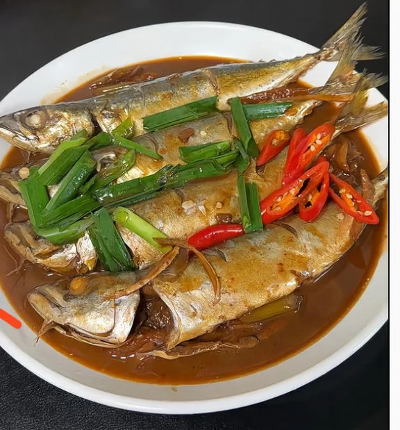 Simmered Threadfin in Soy Sauce