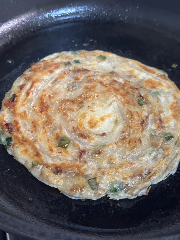 Homemade Hot Water Dough Hand-Torn Pancakes (Plain / Scallion / Beef)