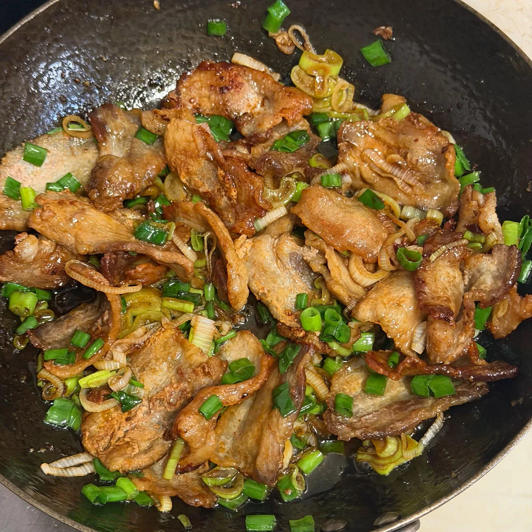 Scallion-Braised Pork Belly Slices