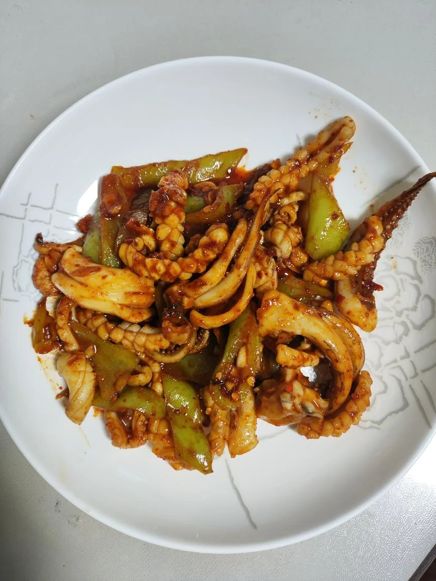 Stir-fried Squid with Gochujang Sauce