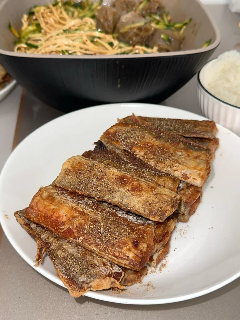 Pan-Fried Hairtail Fish