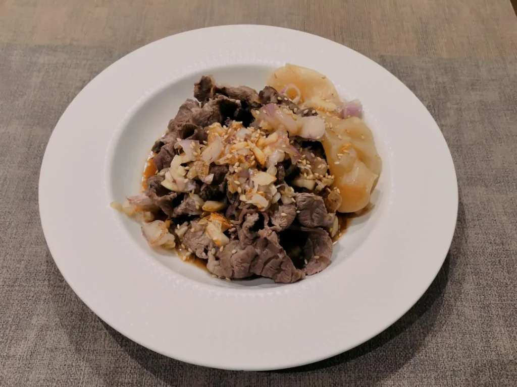 Chilled Beef Salad with Sanhua Tendon