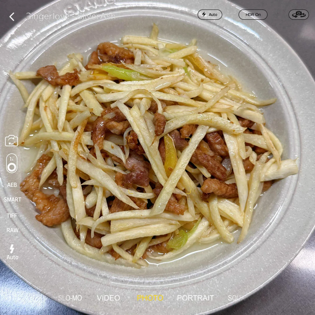 Quick Stir-fried Shredded Pork with Water Bamboo Shoots