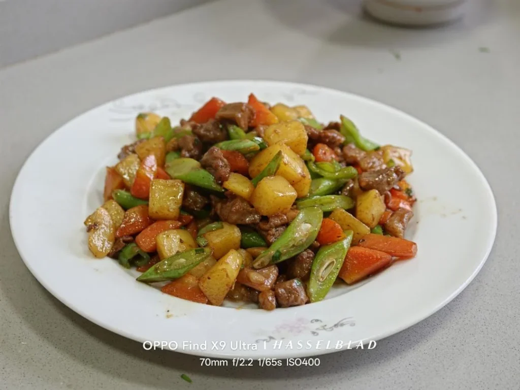 Stir-fried Beef with Potatoes