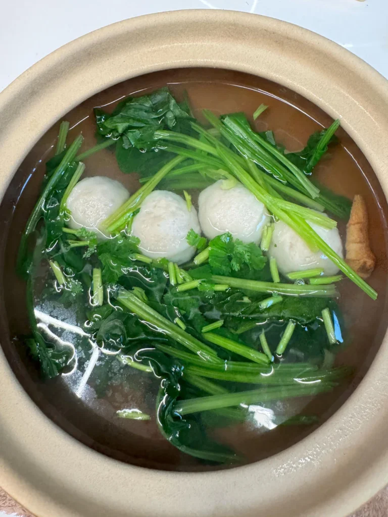Light Fish Ball and Greens Soup