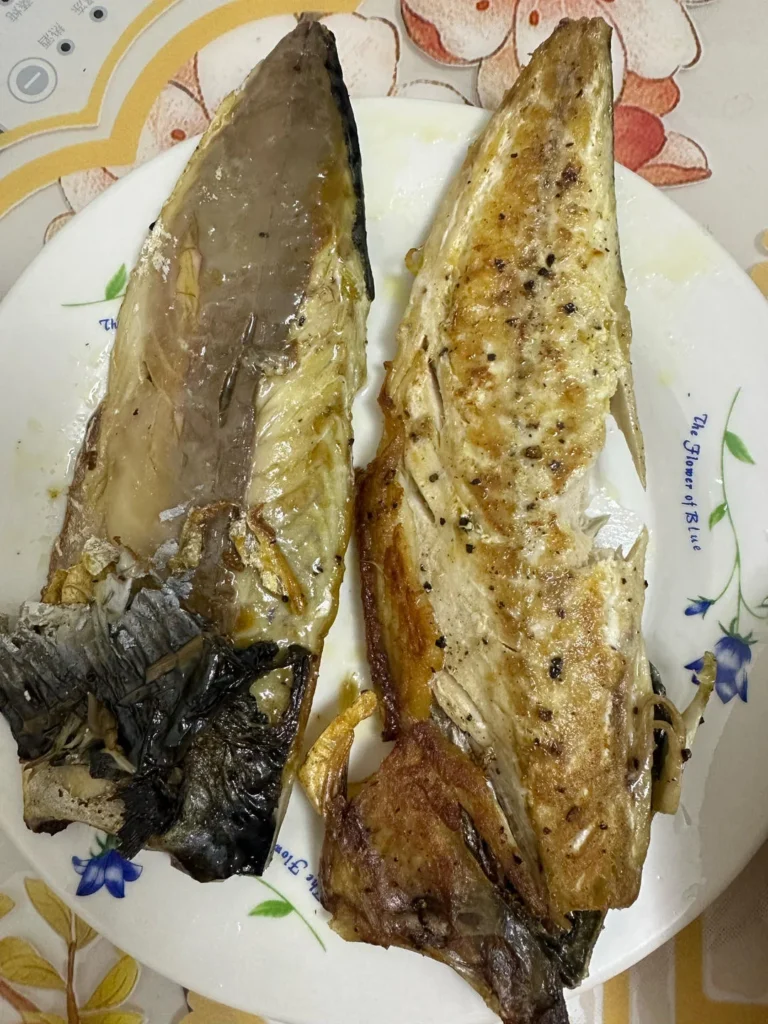 Pan-Seared Mackerel with Lemon