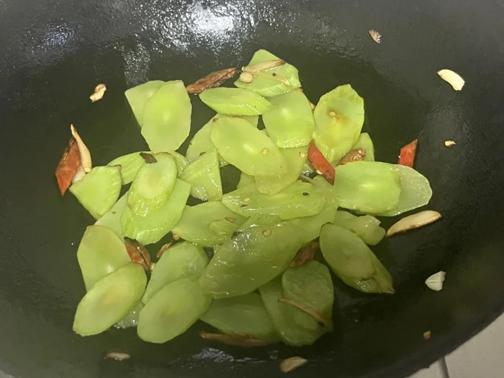Stir-Fried Celtuce