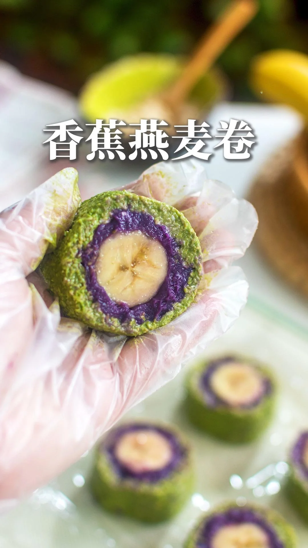 Foolproof Low-Calorie Banana Oatmeal Roll – Breakfast or Dessert