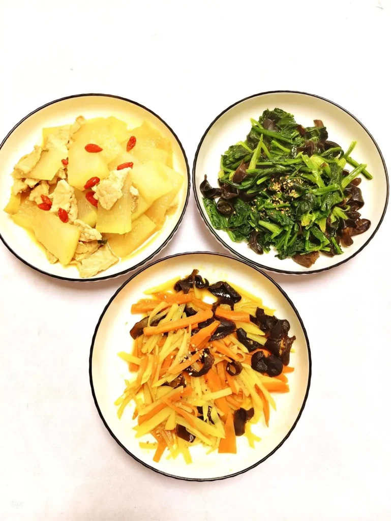 Home-Style Vegetable Stir-Fry with Winter Melon Pork Soup