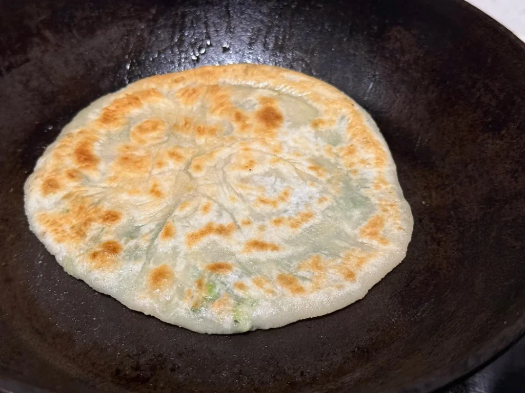 Quick Breakfast Stuffed Flatbread