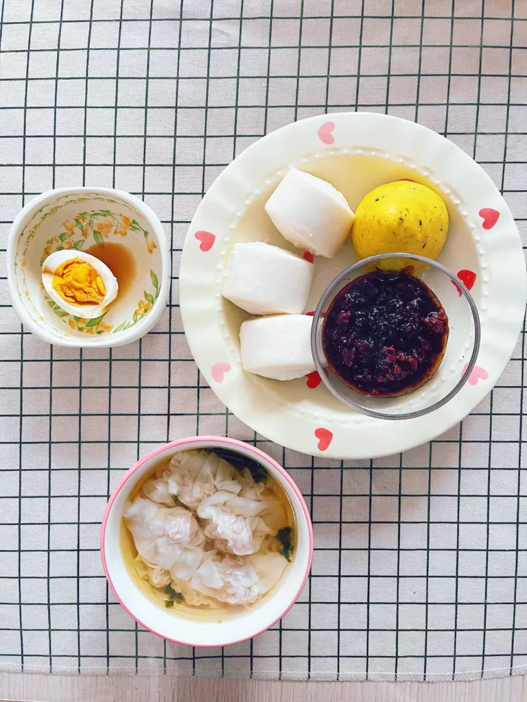 Quick & Easy One-Week Breakfast for High Schoolers