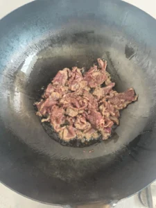Stir-fried Beef with Carrots