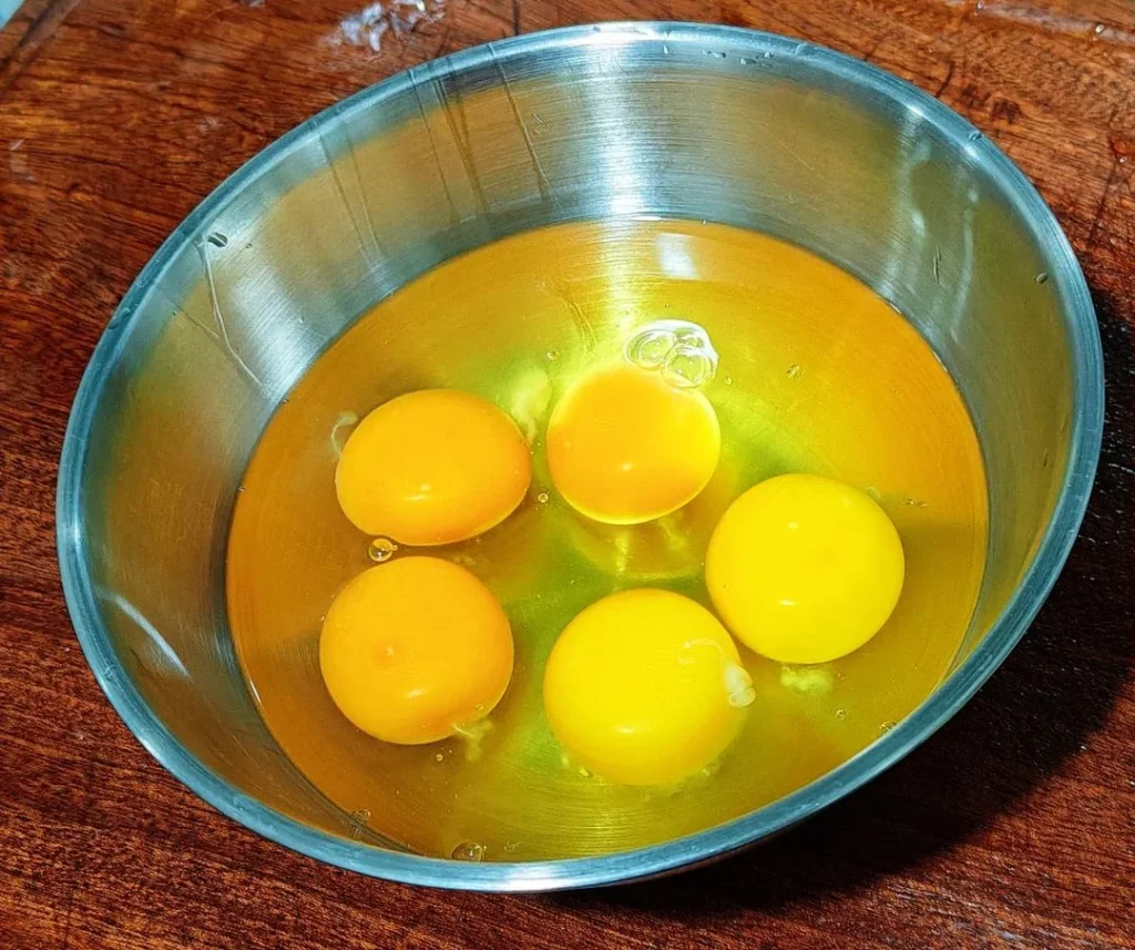 Foolproof Stir-fried Eggs with Green Peppers