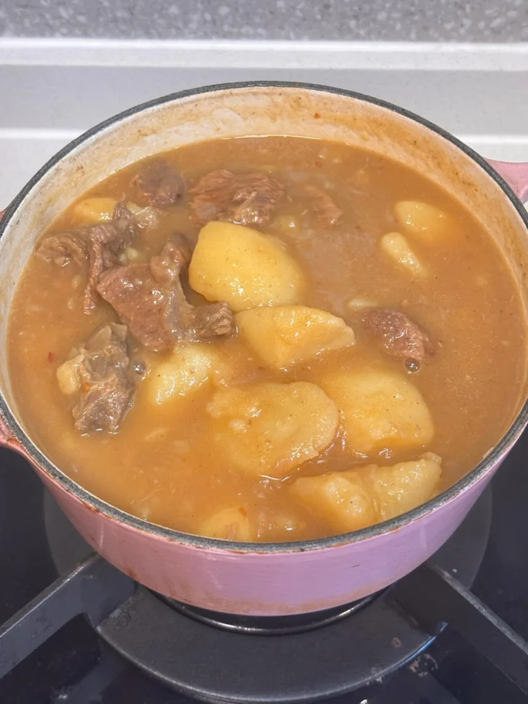Hong Kong-Style Curry Beef (Man Kee Curry)