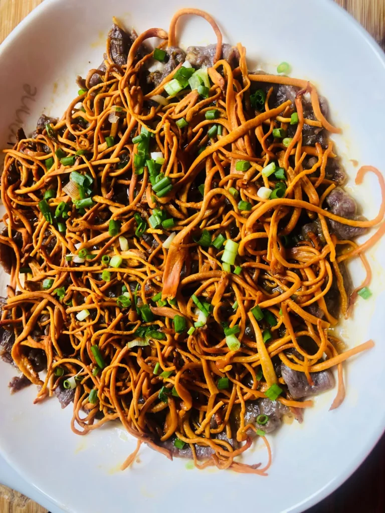 Steamed Beef with Cordyceps Flowers