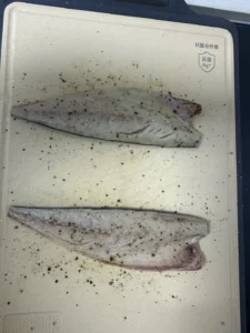 Pan-Seared Mackerel with Lemon