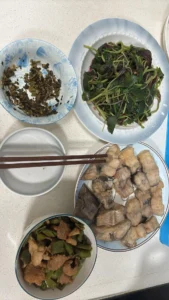 Pan-Seared Whole Fish (Xiang Jian He Bao Yu)