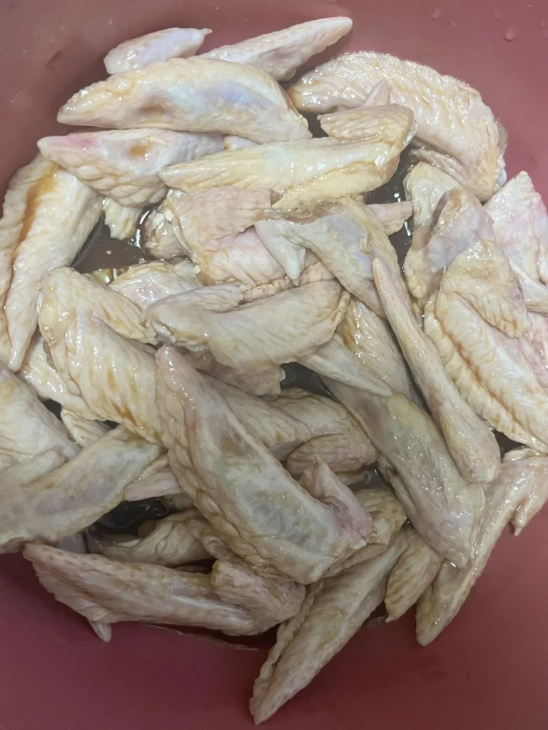 Garlic Spicy Chicken Wing Tips — An Incredibly Delicious Home-Style Dish
