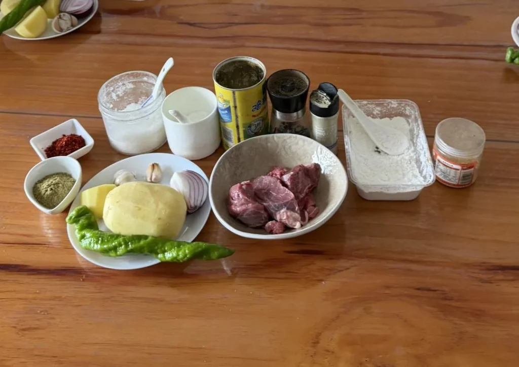 Dry Pot Potato and Beef Cubes