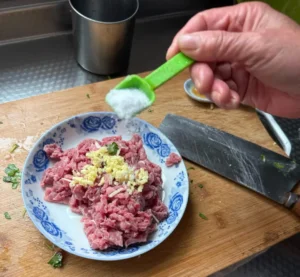 Pickled Mustard Greens with Shredded Beef