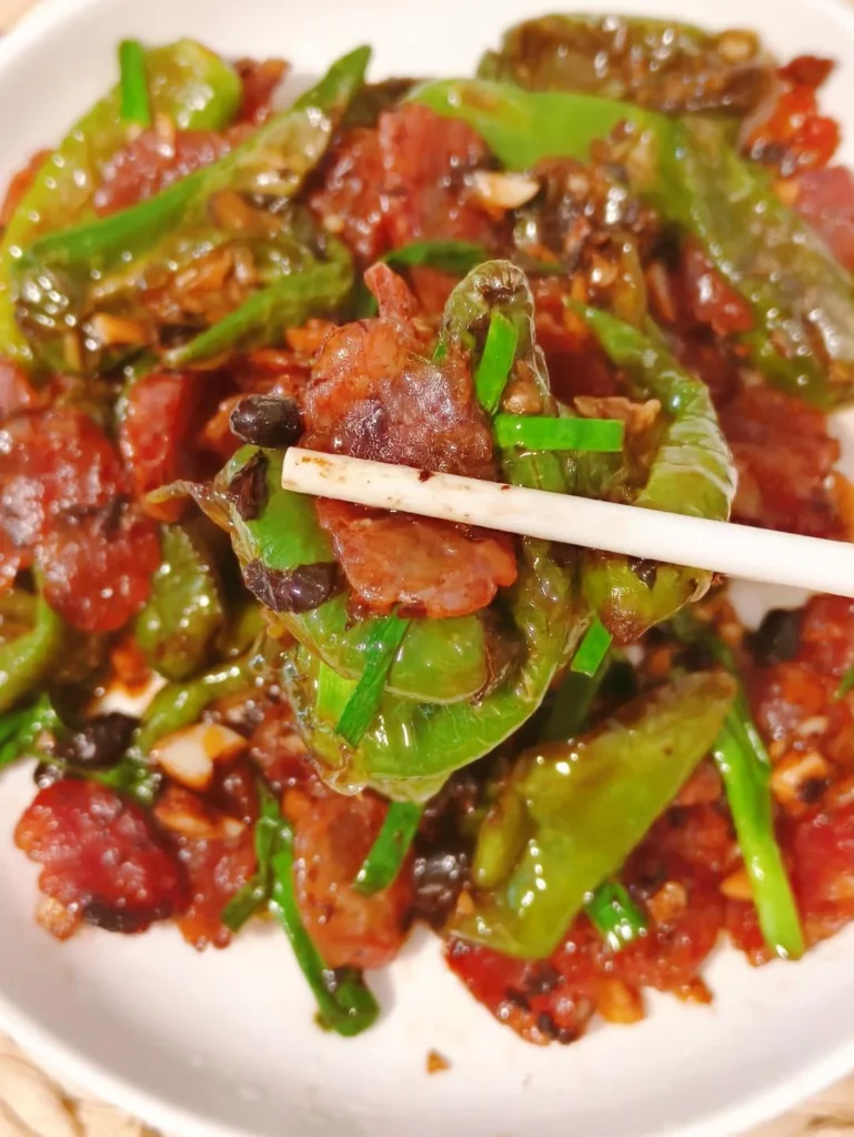 Stir-fried Chinese Sausage with Zhangshugang Peppers and Black Bean Sauce