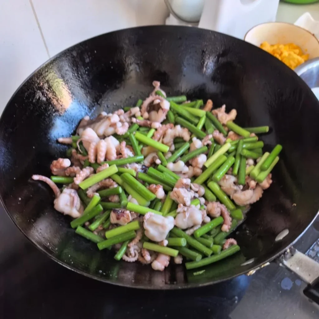 Stir-fried Octopus with Garlic Scapes