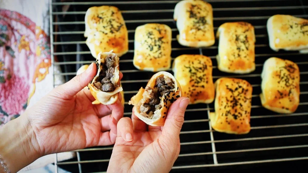 Beef Baked Buns