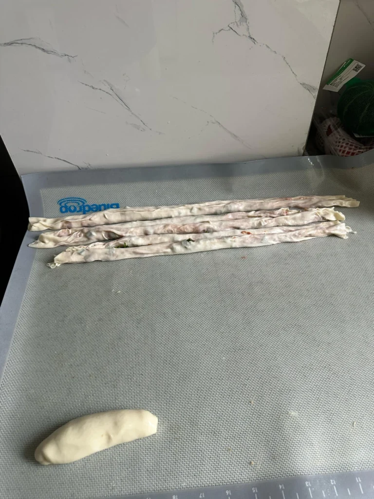 Homemade Hot Water Dough Hand-Torn Pancakes (Plain / Scallion / Beef)