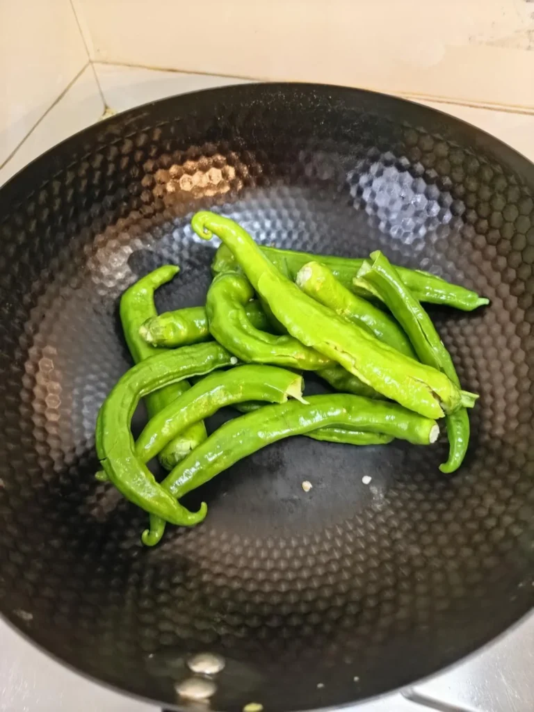 Mashed Chili Eel