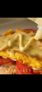 10-Minute Breakfast Bagel Sandwich