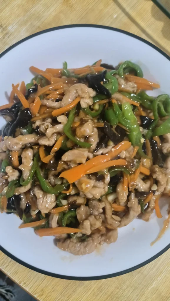 Home-style Yu Xiang Rou Si (Fish-Fragrant Shredded Pork)