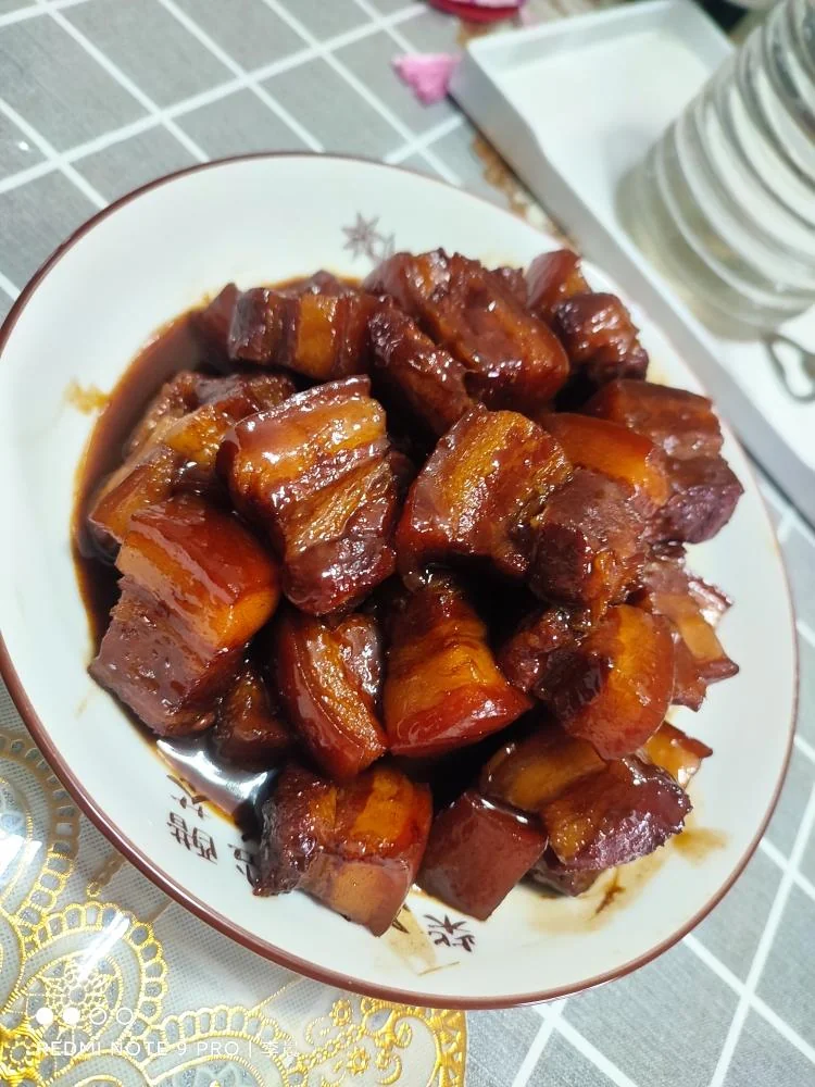 Homestyle Braised Pork Belly (Tender and Melt-in-Your-Mouth)