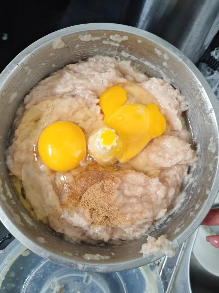 Steamed Chicken Roll