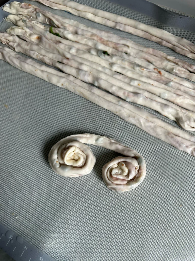 Homemade Hot Water Dough Hand-Torn Pancakes (Plain / Scallion / Beef)