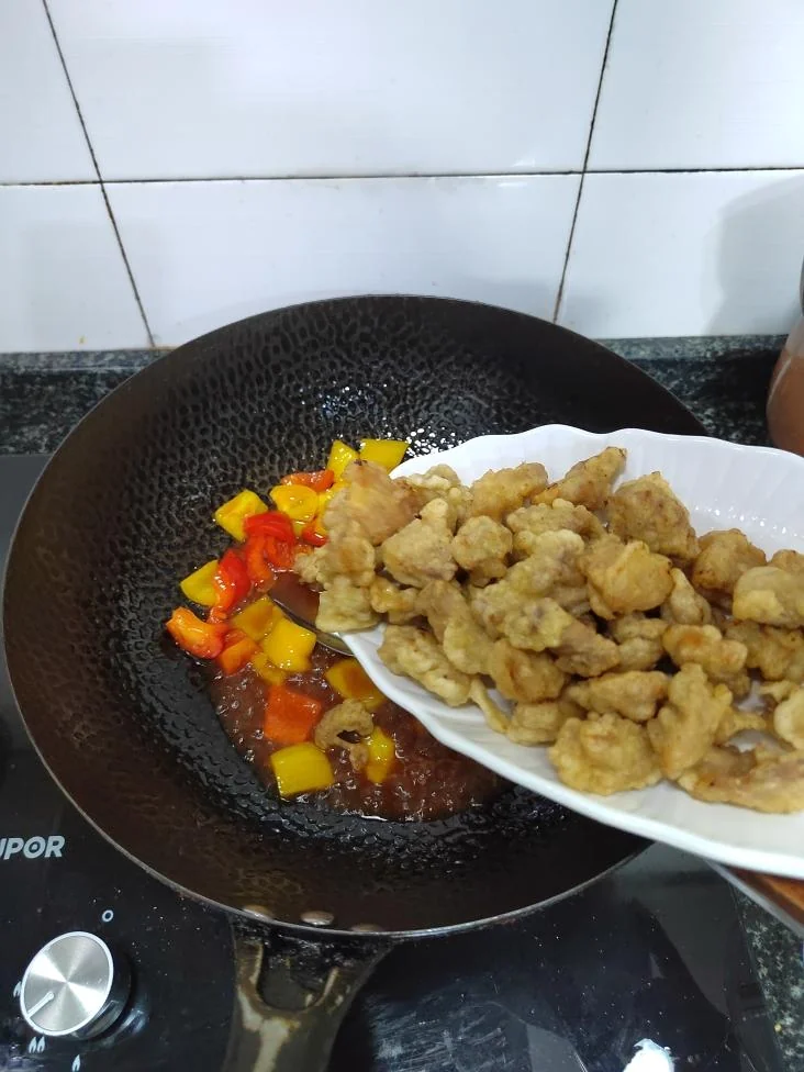 Sweet and Sour Pork (Gulu Rou)