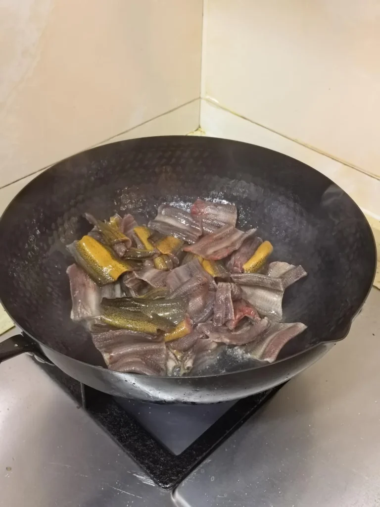 Mashed Chili Eel