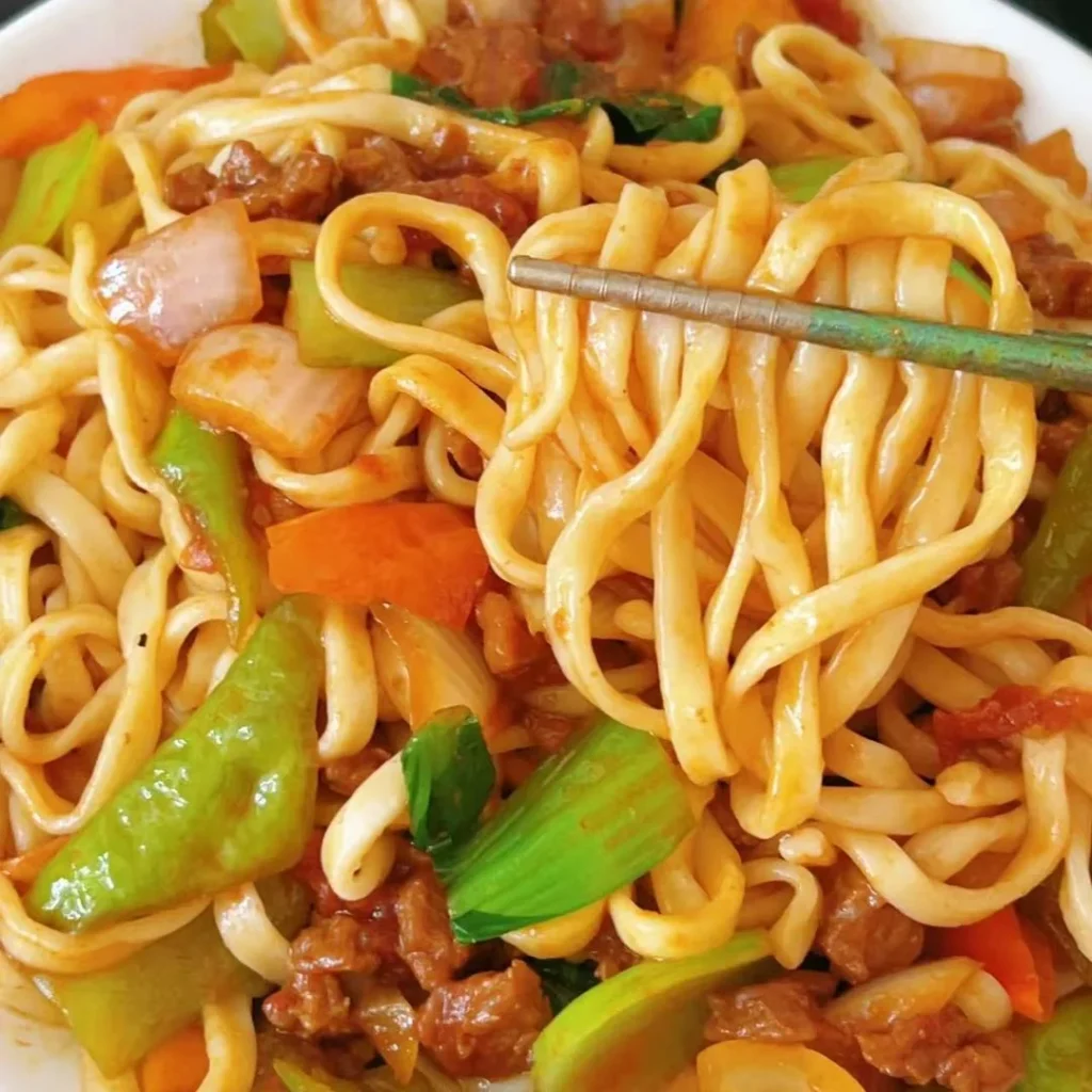 Beef Noodle Bowl with Stir-fried Topping