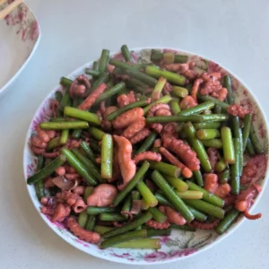 Stir-fried Octopus with Garlic Scapes