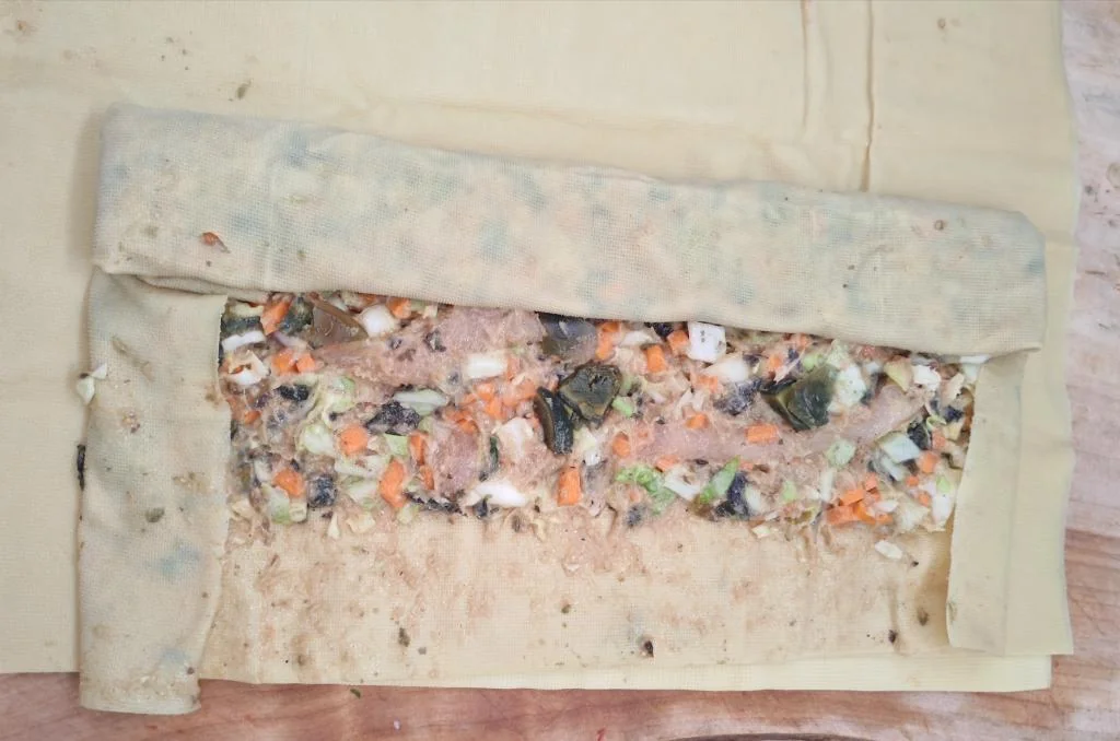 Steamed Chicken Roll