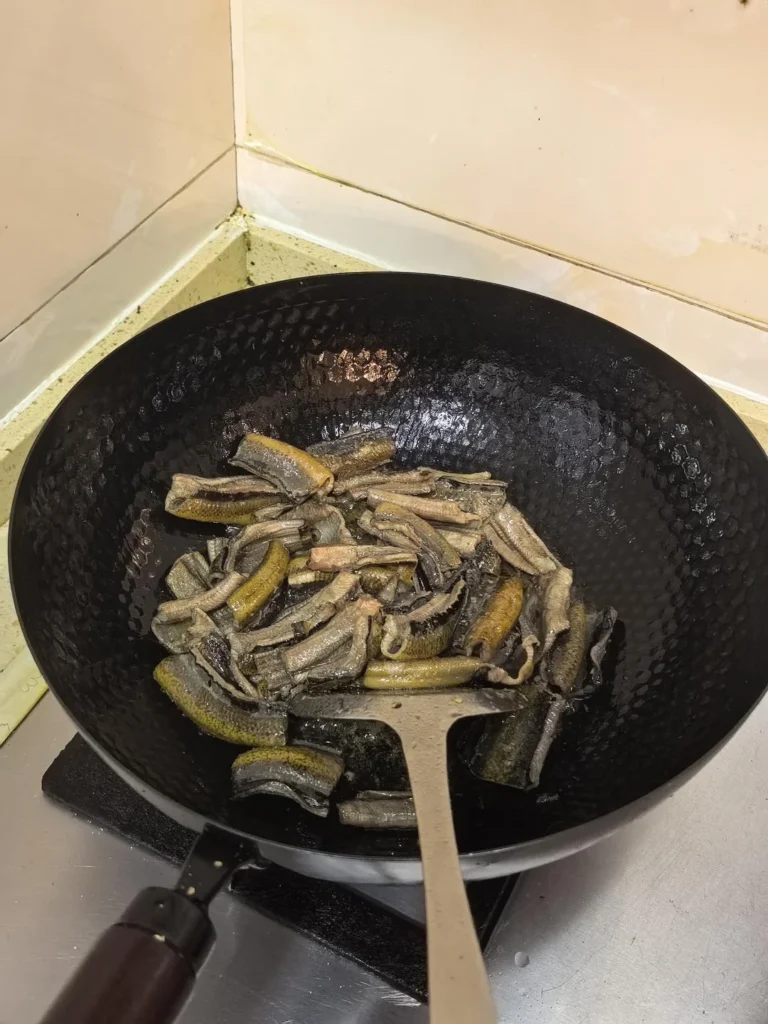 Mashed Chili Eel