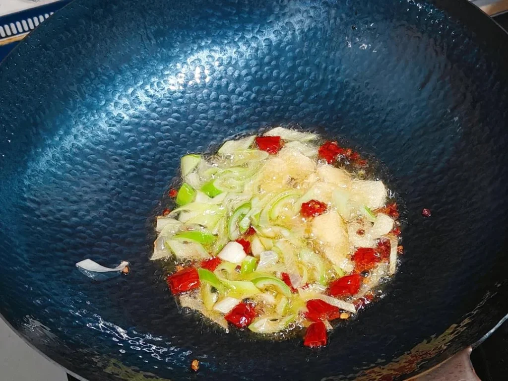Crispy Stir-Fried Mung Bean Sprouts