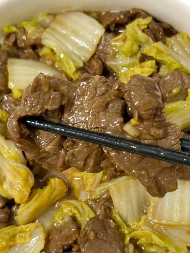 Stir-fried Baby Cabbage with Beef