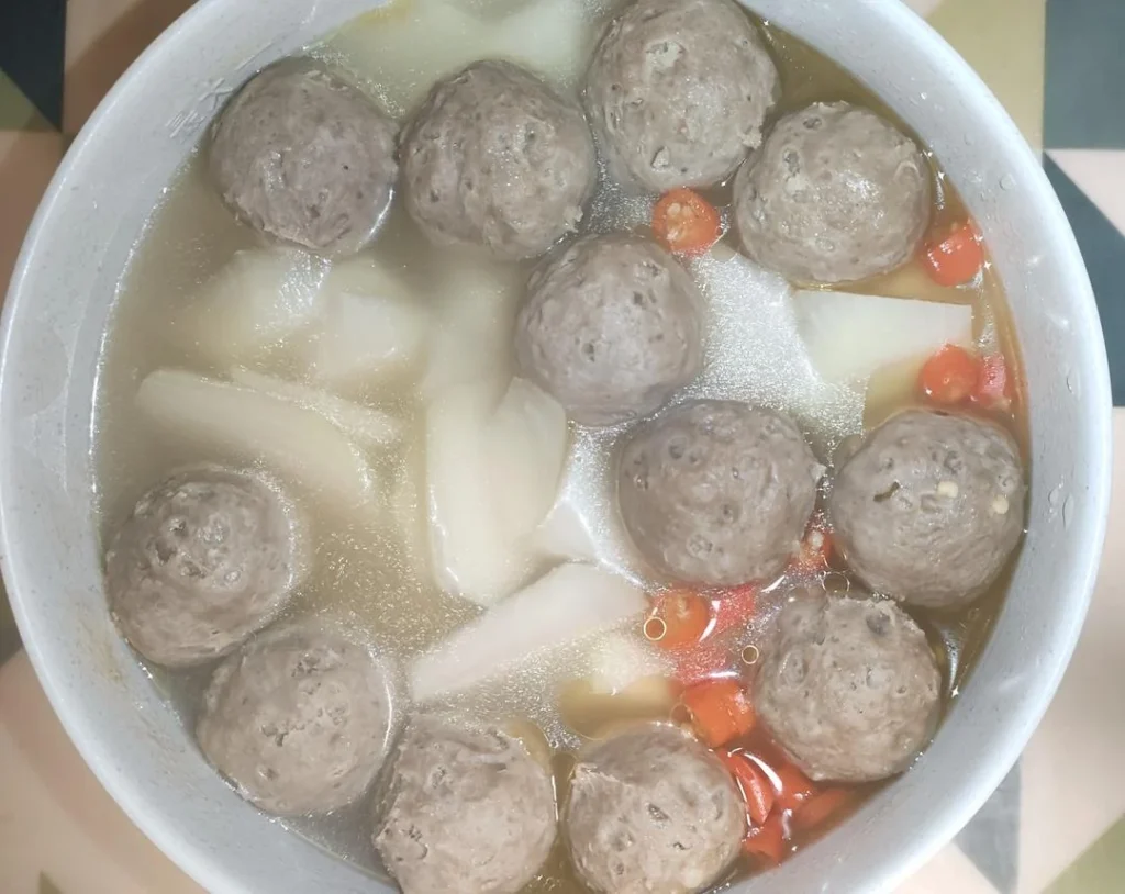 Cabbage and Beef Meatball Soup