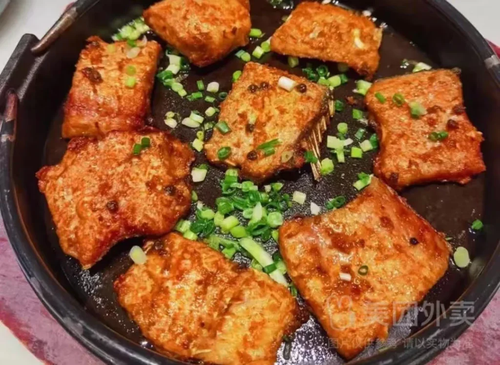 Pan-Seared Whole Fish (Xiang Jian He Bao Yu)