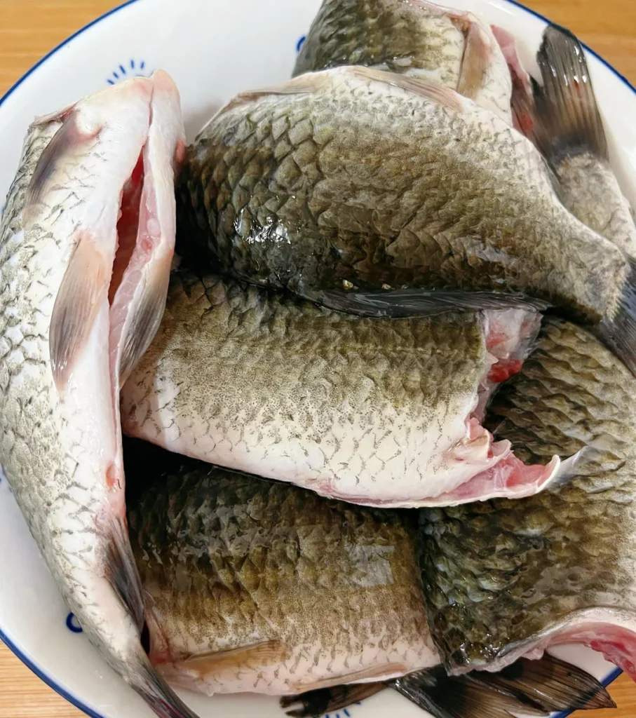 Crispy Small Crucian Carp
