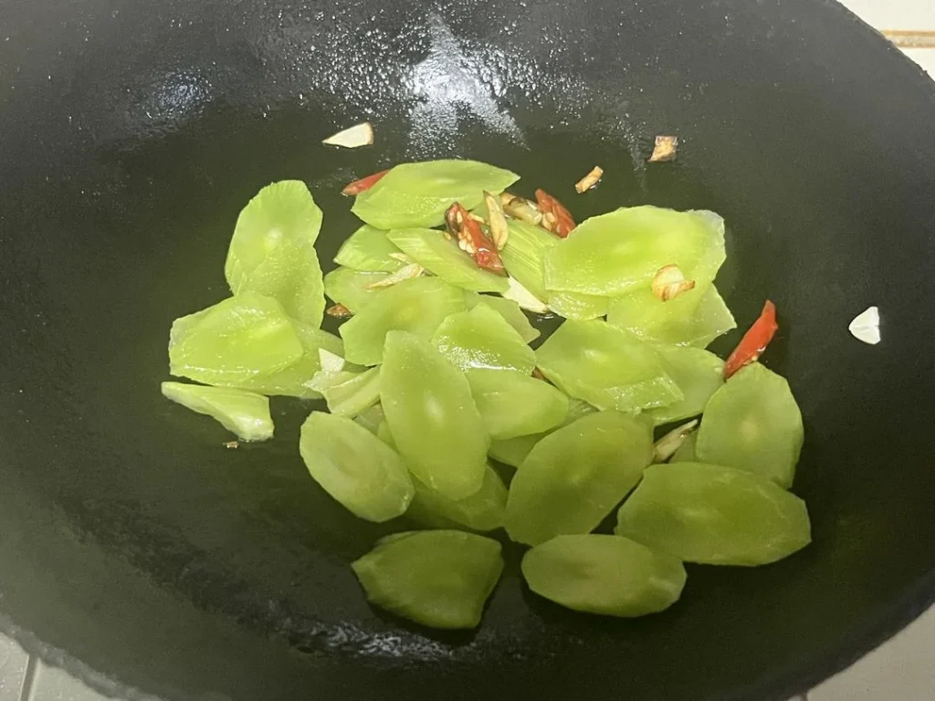 Stir-Fried Celtuce