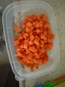Stir-fried Beef with Potatoes and Carrots