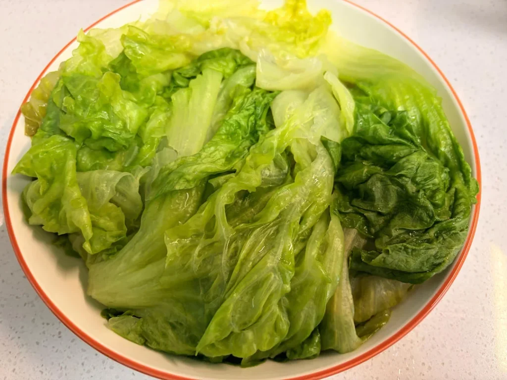 Quick Oyster Sauce Lettuce