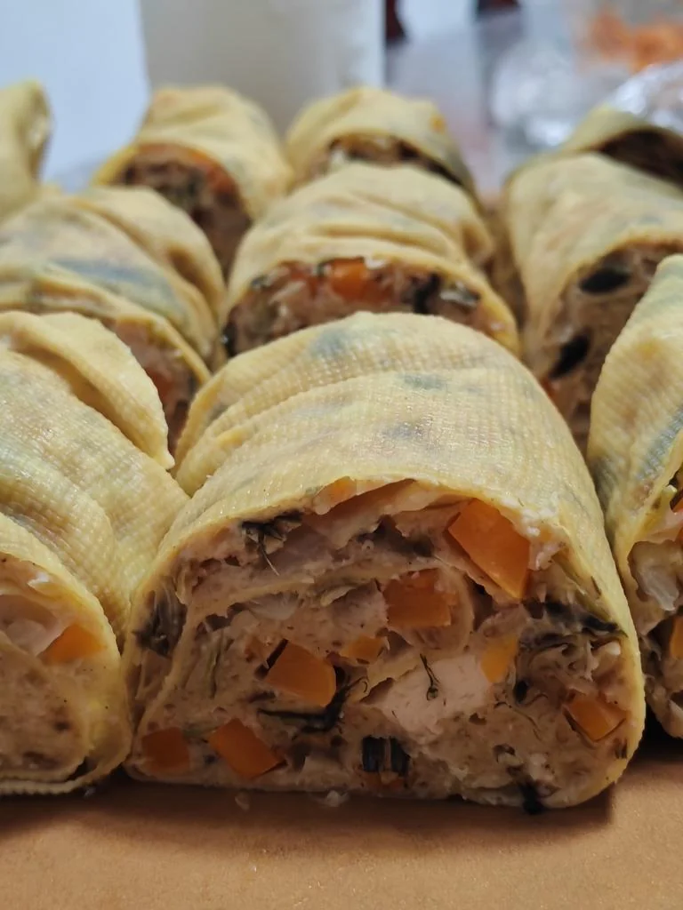 Steamed Chicken Roll