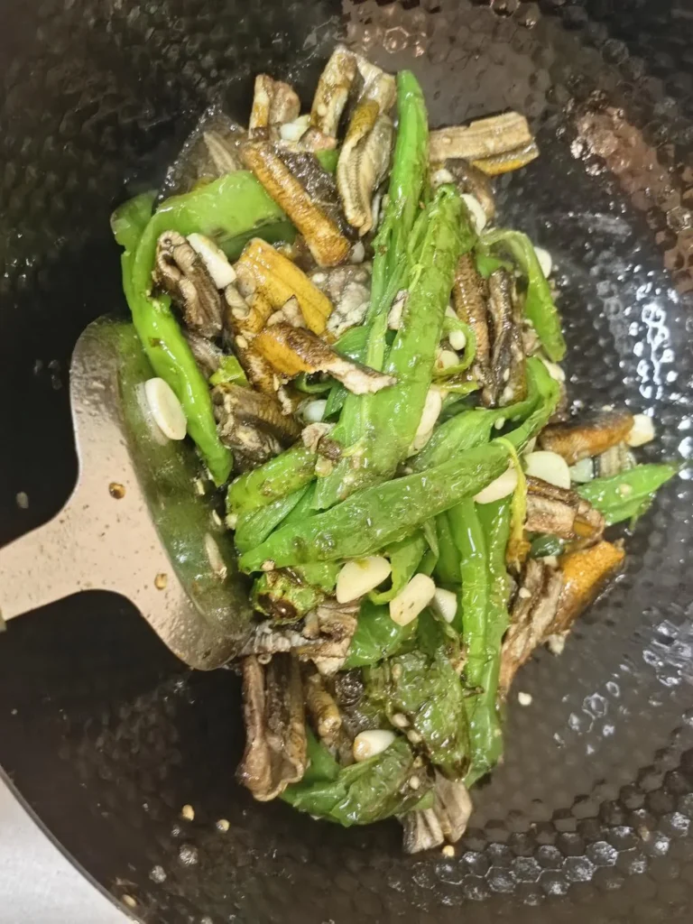 Mashed Chili Eel